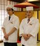 「食材それぞれの持ち味を生かす」と語る村井隆顧問（右）と湯浅英治料理長＝２０１６年２月４日、京都市西京区（志儀駒貴撮影）