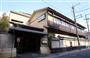 大正時代に渡月橋のたもとに移転、開業した「渡月亭」＝２０１６年２月４日、京都市西京区（志儀駒貴撮影）