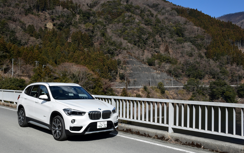 さらに“ハンサム”になった新型のＢＭＷ「Ｘ１」
