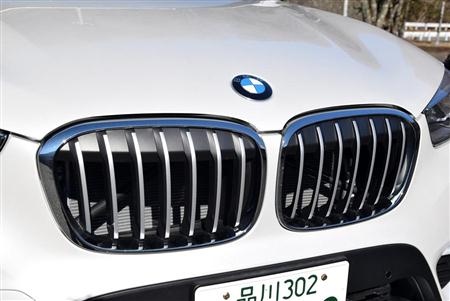 女性ウケがいいＢＭＷのエンブレムと、シンボルのキドニーグリル