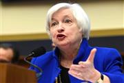 １０日、米下院金融委員会の公聴会で金融政策について証言するＦＲＢのイエレン議長＝ワシントン（ＡＰ）