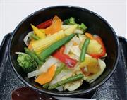 吉野家が価格を下げて刷新した「ベジ丼」