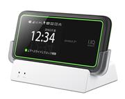 外でモバイルルーターとして使った後は、家ではクレードルに置いて固定回線の代わりに。写真は「Ｓｐｅｅｄ Ｗｉ-Ｆｉ ＮＥＸＴ Ｗ０２」