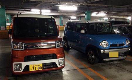 ほかの軽自動車と比較しても背が高いのがよく分かる