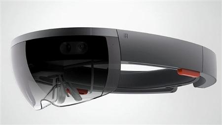 マイクロソフトのゴーグル型ＶＲ端末「ホロレンズ」（共同）