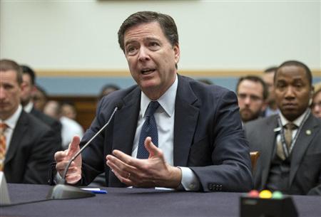 米下院の司法委員会で証言するＦＢＩのコミー長官＝１日、米ワシントン（ＵＰＩ＝共同）