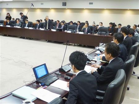 フォルクスワーゲンの排ガス不正問題を受けた有識者会議＝３日、国土交通省