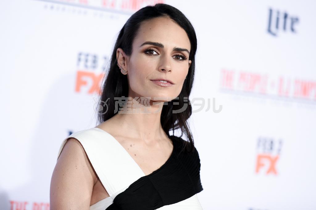 米女優、ジョーダナ・ブリュースターさん＝２０１６年１月２７日、米カリフォルニア州ロサンゼルス（ＡＰ）