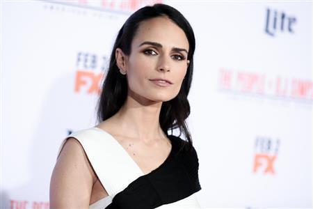 米女優、ジョーダナ・ブリュースターさん＝２０１６年１月２７日、米カリフォルニア州ロサンゼルス（ＡＰ）