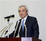 グループ成長戦略を発表するセブン＆アイ・ホールディングスの村田紀敏社長＝８日、東京都中央区