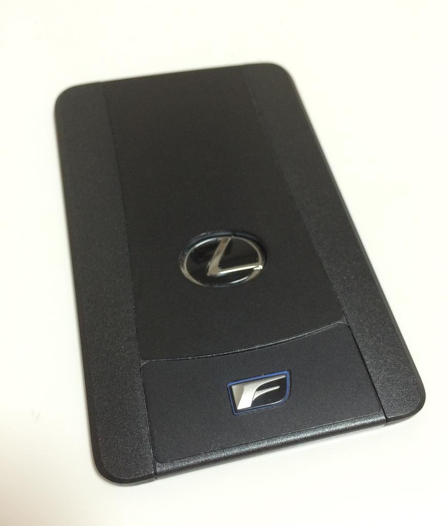 「ＲＣ Ｆ」のカードキー。「Ｆ」のマークがあしらわれている
