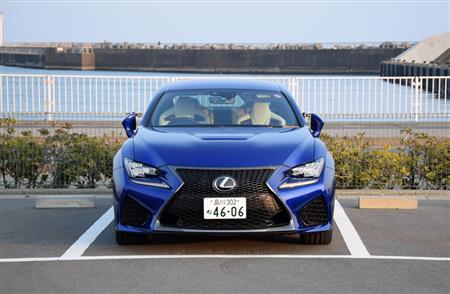 大磯の夕日を浴びる「ＲＣ Ｆ」