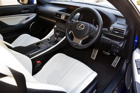 なんとなく和を感じるインテリア。日本人なら自然と落ち着く？