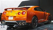 ニューヨーク国際自動車ショーで日産自動車が初公開した「ＧＴ－Ｒ」の改良型＝２３日（共同）