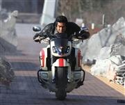 「ネオサイクロン号」を駆って戦いの現場へ駆けつける本郷猛