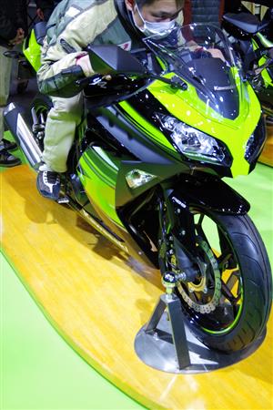 第４３回東京モーターサイクルショー＝２０１６年３月２５日（撮影：津田克仁）