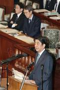衆院本会議で答弁する安倍首相＝５日午後