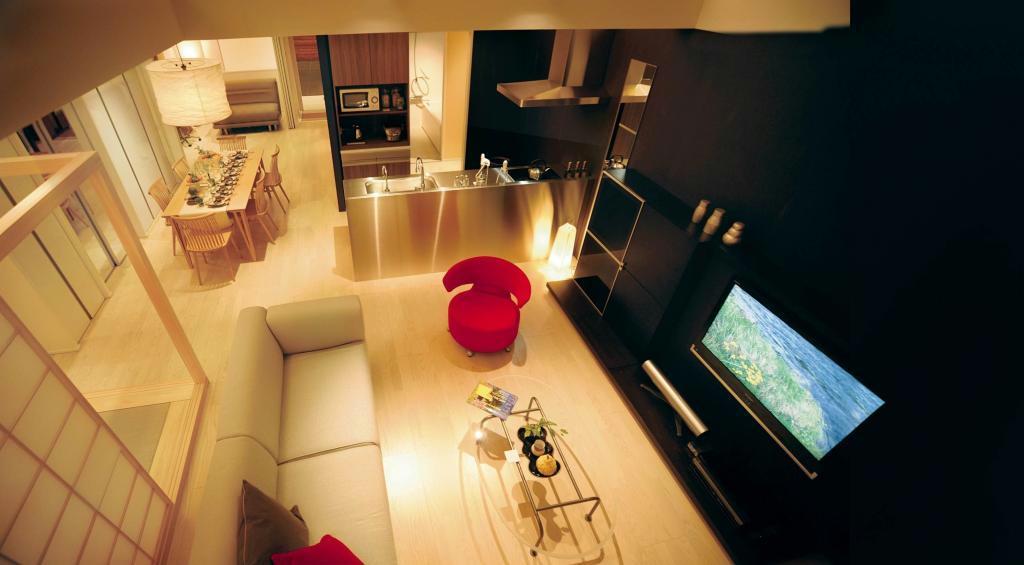 積水ハウスのマンションリノベーション「リノベッタ」の施工例。部屋の壁を取り払い、機能的な生活空間に改装する（積水ハウス提供）