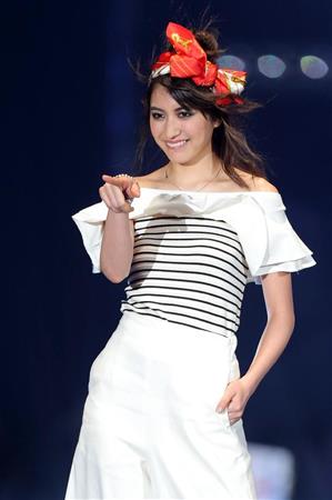 【第２２回東京ガールズコレクション２０１６ＳＰＲＩＮＧ／ＳＵＭＭＥＲ】有末麻祐子＝１９日、国立代々木競技場第一体育館（撮影・蔵賢斗）