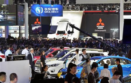 開幕した北京国際モーターショー＝２５日（共同）