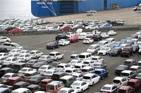 急速な円高は自動車など輸出企業の収益を圧迫する（ＡＰ）