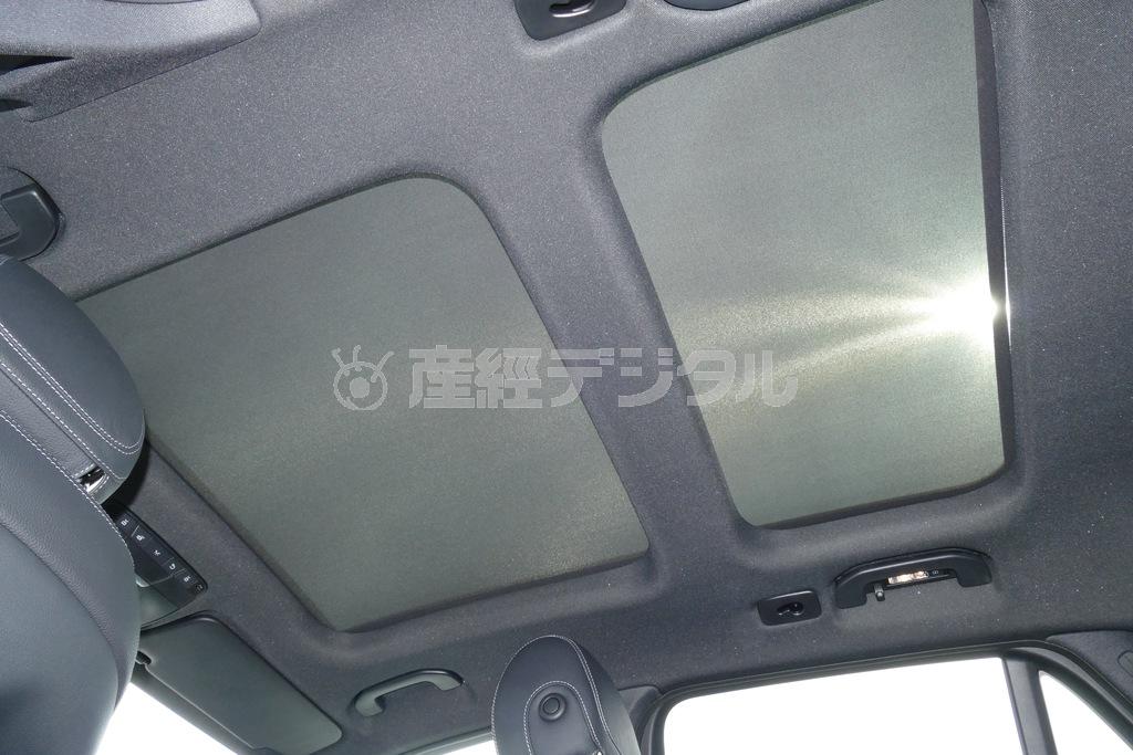 日差しの強い日はサンシェードで遮光。メルセデス･ベンツＧＬＣ