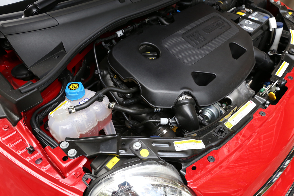 ０．９Ｌのダウンサイジングターボエンジンを搭載