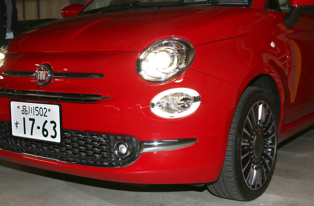 ＬＥＤランプを点灯する