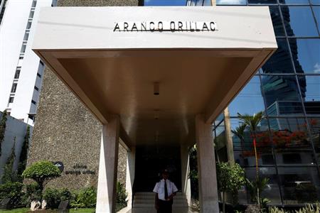 パナマ文書の流出元となった法律事務所「モサック・フォンセカ」が入居するビル＝９日、パナマ（ロイター）