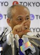 会見で質問に答える東京都の舛添要一都知事＝１３日午後、東京都新宿区（早坂洋祐撮影）