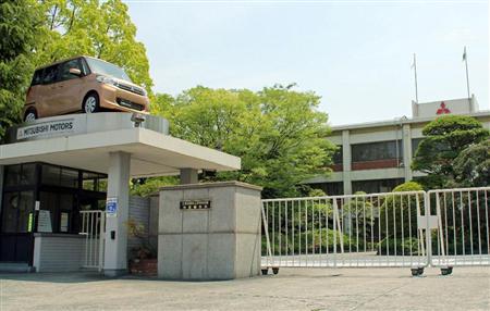 三菱自動車の主力工場である水島製作所。一部生産ラインの停止で、下請けなどの集まる“企業城下町”が揺れている＝岡山県倉敷市