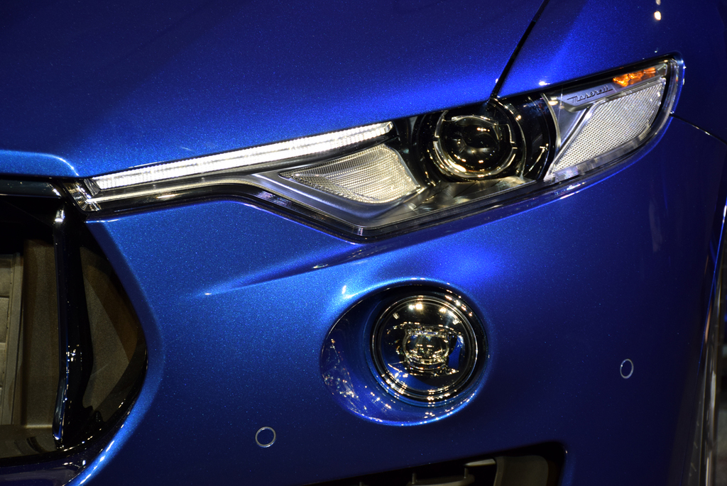 レヴァンテのヘッドランプ