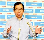 国会内で記者会見する共産党の志位和夫委員長＝５月２６日