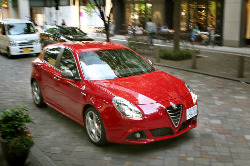 アルファロメオ「ジュリエッタ」