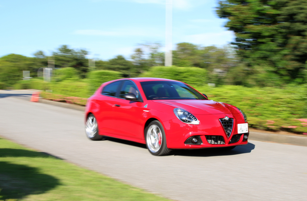 アルファロメオ「ジュリエッタ」