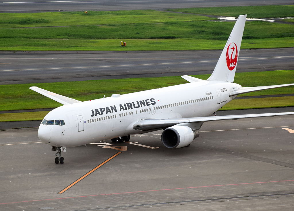 日本航空機