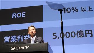 経営方針説明会で発言するソニーの平井一夫社長=29日午前、東京都港区(荻窪佳撮影) 経営方針説明会で発言するソニーの平井一夫社長=29日午前、東京都港区(荻窪佳撮影)