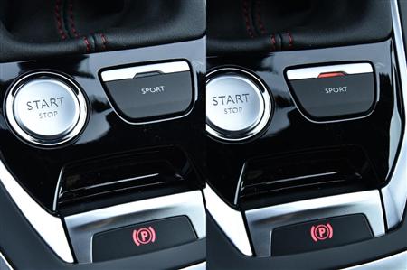 スタートボタン右側の「ＳＰＯＲＴ」ボタンを長押しすると、ランプが点灯（右側写真）、ドライブモードが切り替わる。プジョー・３０８ＧＴｉ