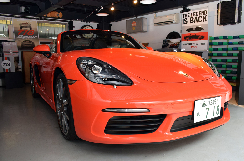 ポルシェ「７１８ボクスターＳ」