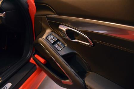 ポルシェ「７１８ボクスターＳ」のドアトリム