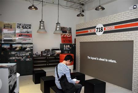 ポルシェ７１８の歴史を紹介するスペース
