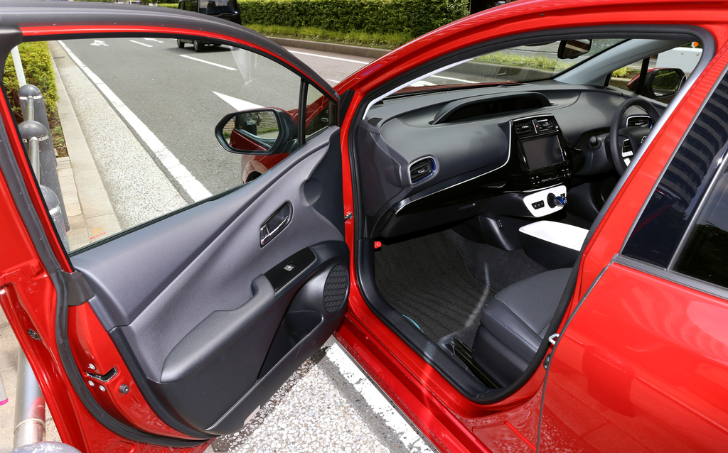 プリウスの内装