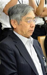 月例経済報告等に関する関係閣僚会議に臨む日銀の黒田東彦総裁＝２５日午前、首相官邸（斎藤良雄撮影）