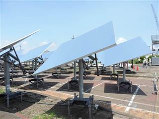 三菱日立パワーシステムズが公開したＣＯ２を排出しない「太陽熱発電システム」＝４日、横浜市中区（黄金崎元撮影）