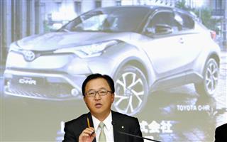 ２０１６年４～６月期連結決算について、記者会見するトヨタ自動車の大竹哲也常務役員＝４日、東京都文京区