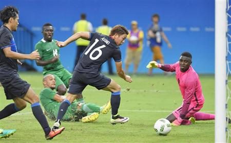 日本－ナイジェリア後半、３点目のゴールを決める浅野（１６）＝マナウス（共同）