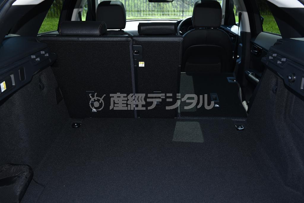 右４を倒し…ジャガー・Ｆ－ＰＡＣＥ