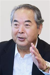 岡部聰氏（伴龍二撮影）