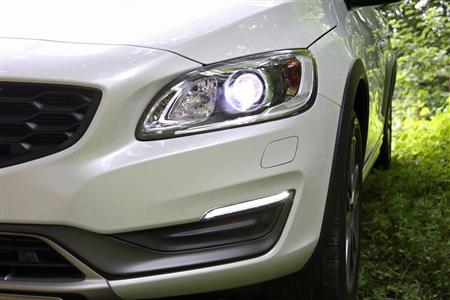 ヘッドライト（ロー）を点灯