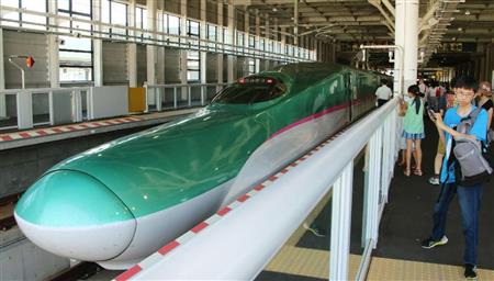 ３月に開業した北海道新幹線＝８月１２日、ＪＲ新函館北斗駅